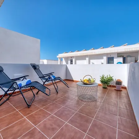 The Mermaid House- Playa Honda (Lanzarote)