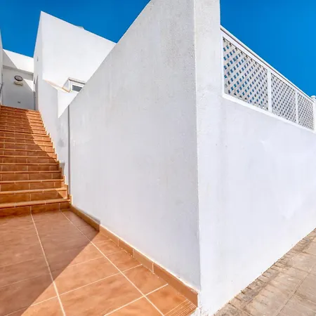 The Mermaid House- Vakantiehuis Playa Honda (Lanzarote)